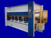 картинка GH160-10-3 Трехпролетный горячий пресс для мебельных плит cо столом 3100х1300 компании Нова Механика